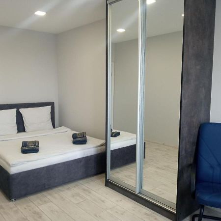 Як Вдома ! Apartment อุชโฮรอด ภายนอก รูปภาพ