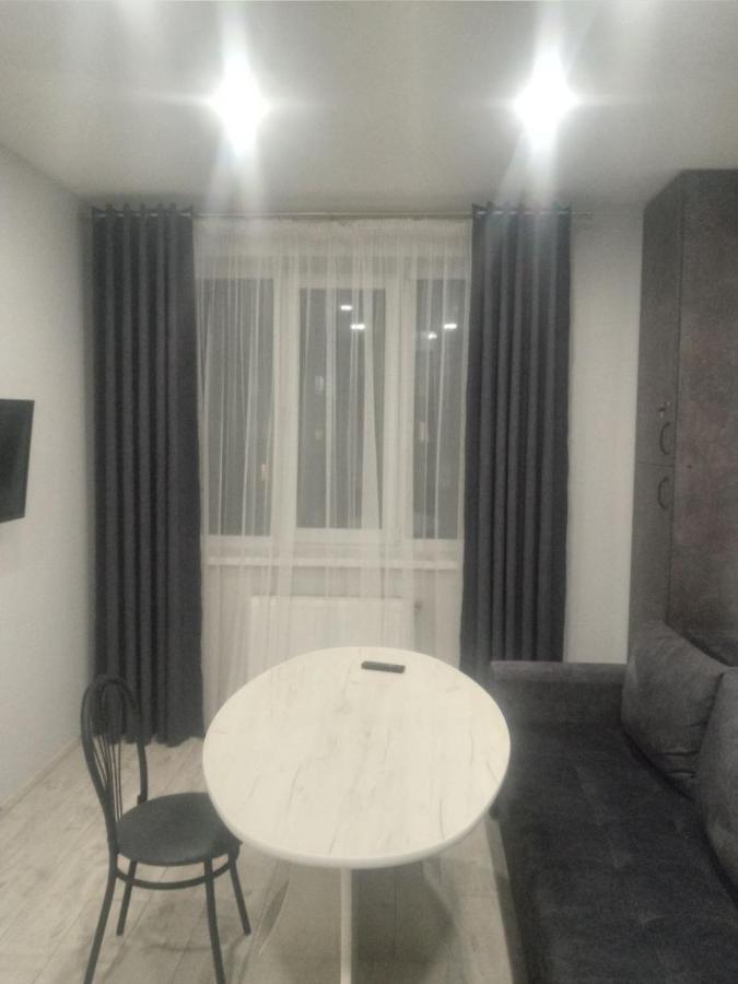 Як Вдома ! Apartment อุชโฮรอด ภายนอก รูปภาพ